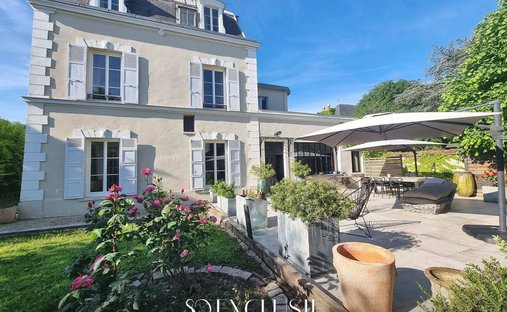 Stadthaus in Mézières-sur-Seine, Île-de-France, Frankreich 1