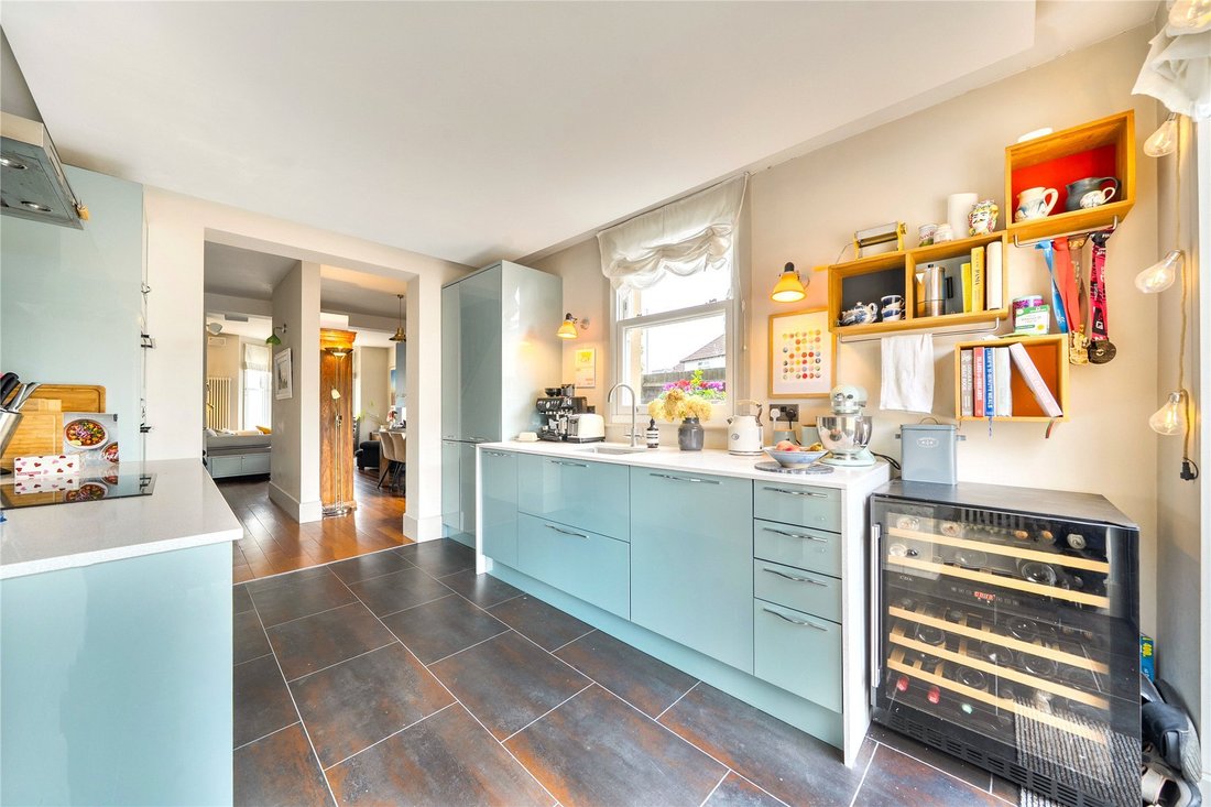 Casa a Surbiton, Borough Reale di Kingston upon Thames, Inghilterra 3 - 19152524