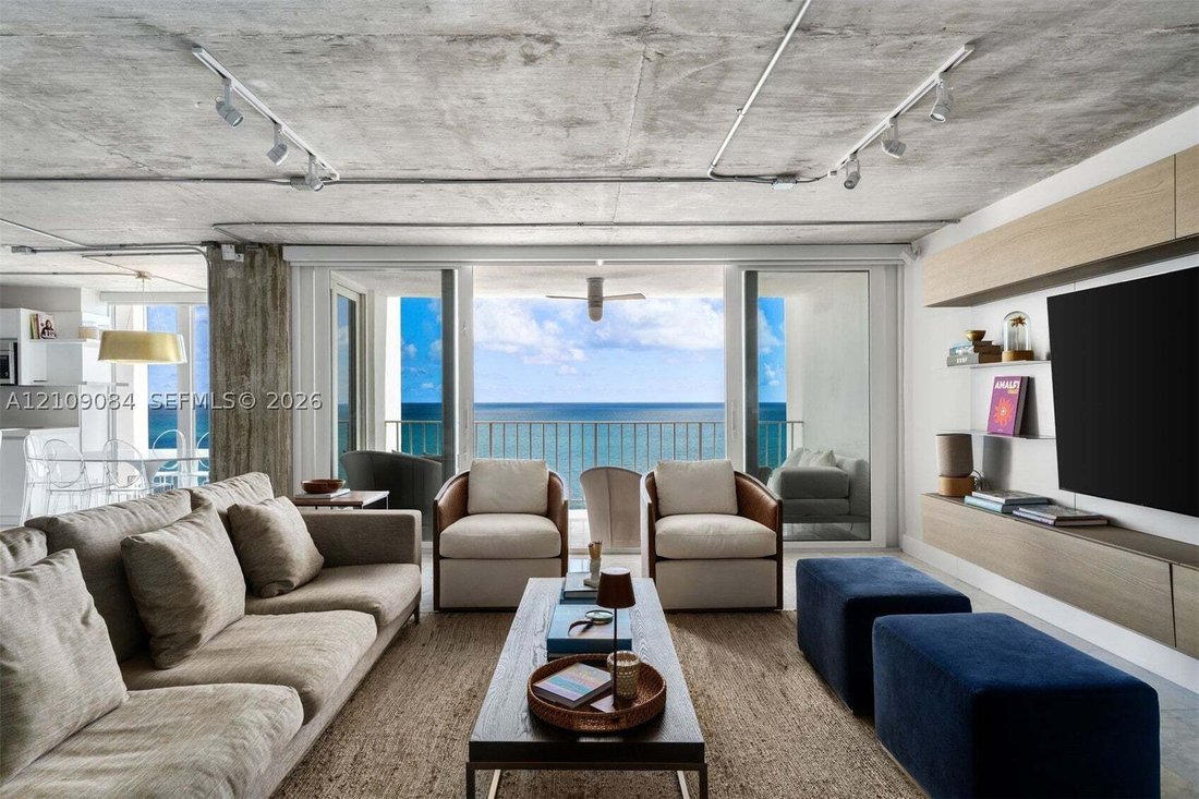 Eigentumswohnung in Key Biscayne, Florida, Vereinigte Staaten 1 - 19155784