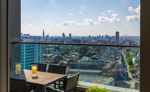 Penthouse in Fitzrovia, Camden, England 1