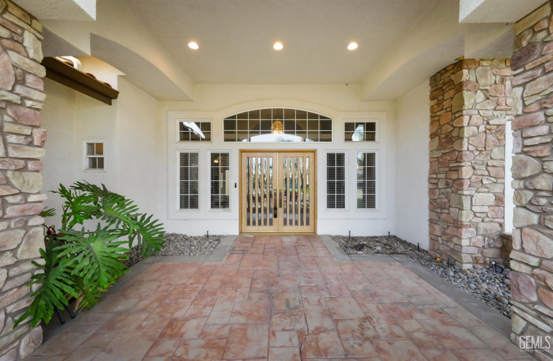House in Bakersfield, California, United States 5 - 19156670