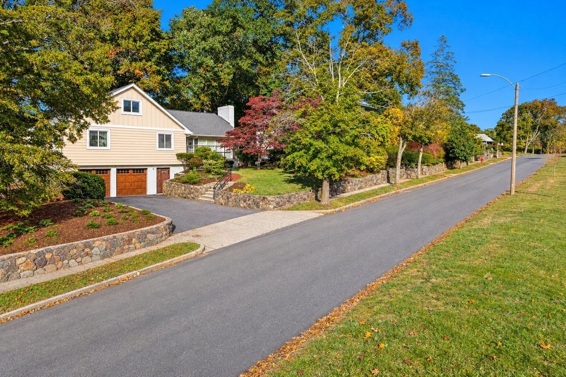 Casa en Newton, Massachusetts, Estados Unidos 2 - 19157685