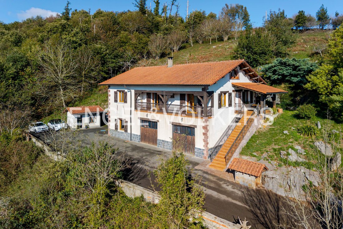 House in Asteasu, Basque Country, Spain 4 - 19156358