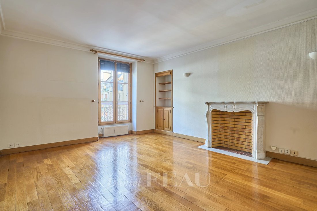 Apartment in Gros Caillou, Paris 7e Arrondissement, Paris 4 - 19153340