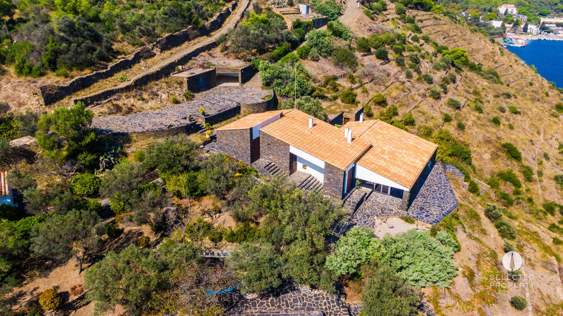 Villa in Cadaques, Catalonia, Spain 2 - 19153547