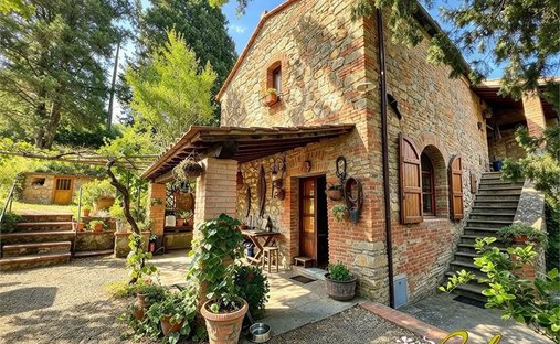 Farm Ranch in San Gimignano, Tuscany, Italy 1