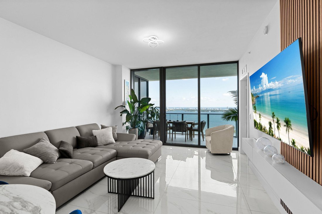 Condo in Miami, Florida, United States 2 - 19153707