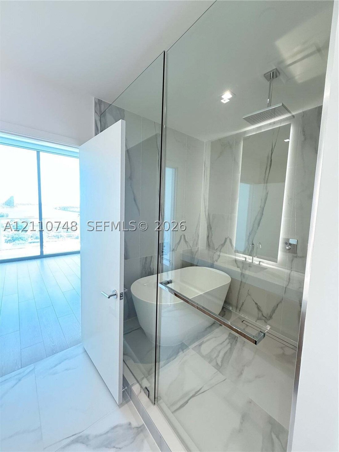Appartement à Miami, Floride, États-Unis 3 - 19155759
