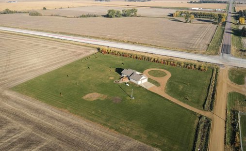 House in Canton, South Dakota, United States 1