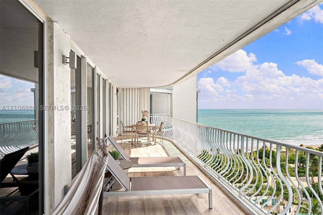 Eigentumswohnung in Bal Harbour, Florida, Vereinigte Staaten 1 - 19155791