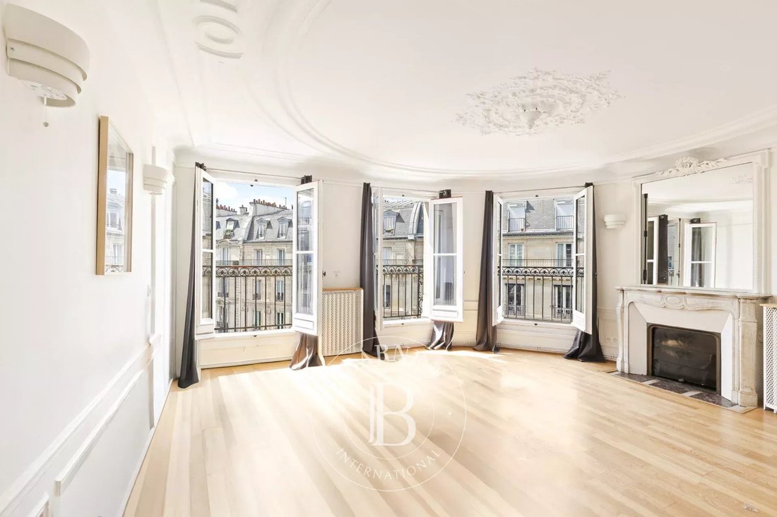 Apartment in Les Halles, Paris 1er Arrondissement, Paris 1 - 19155142