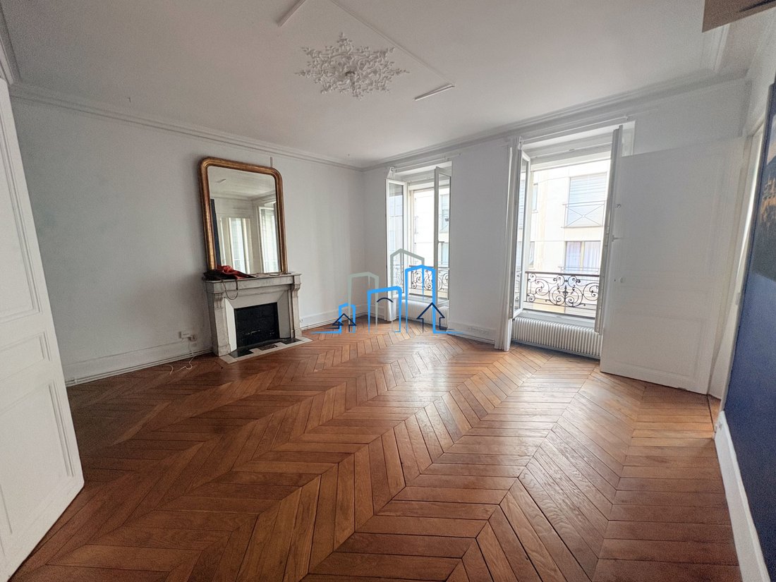 Appartamento a Hôtel de Ville-Planchette, Levallois-Perret, Francia 1 - 19156191
