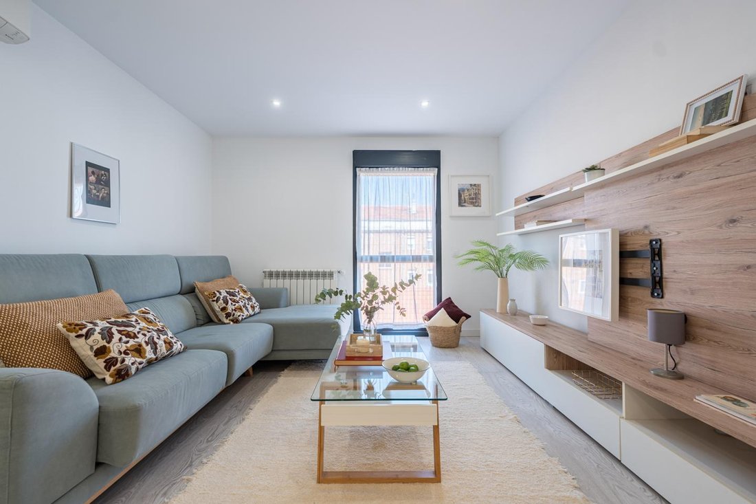 Wohnung in Ciudad Lineal, Madrid, Spanien 2 - 19153000