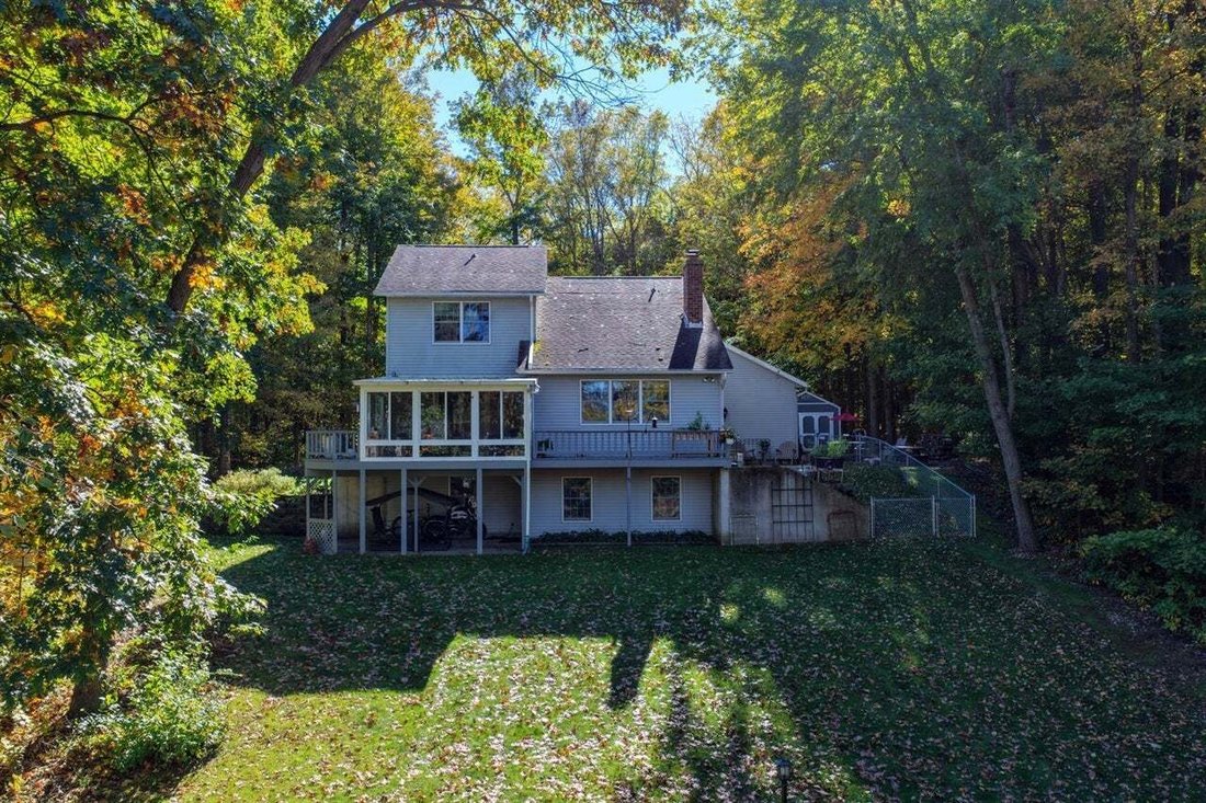 House in Three Rivers, Michigan, United States 2 - 19152828
