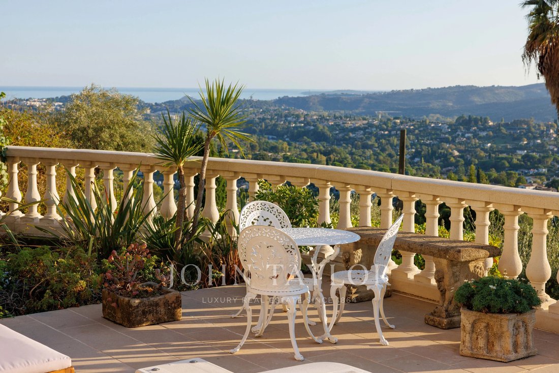 Casa en Saint-Paul-de-Vence, Provenza-Alpes-Costa Azul, Francia 3 - 19153095