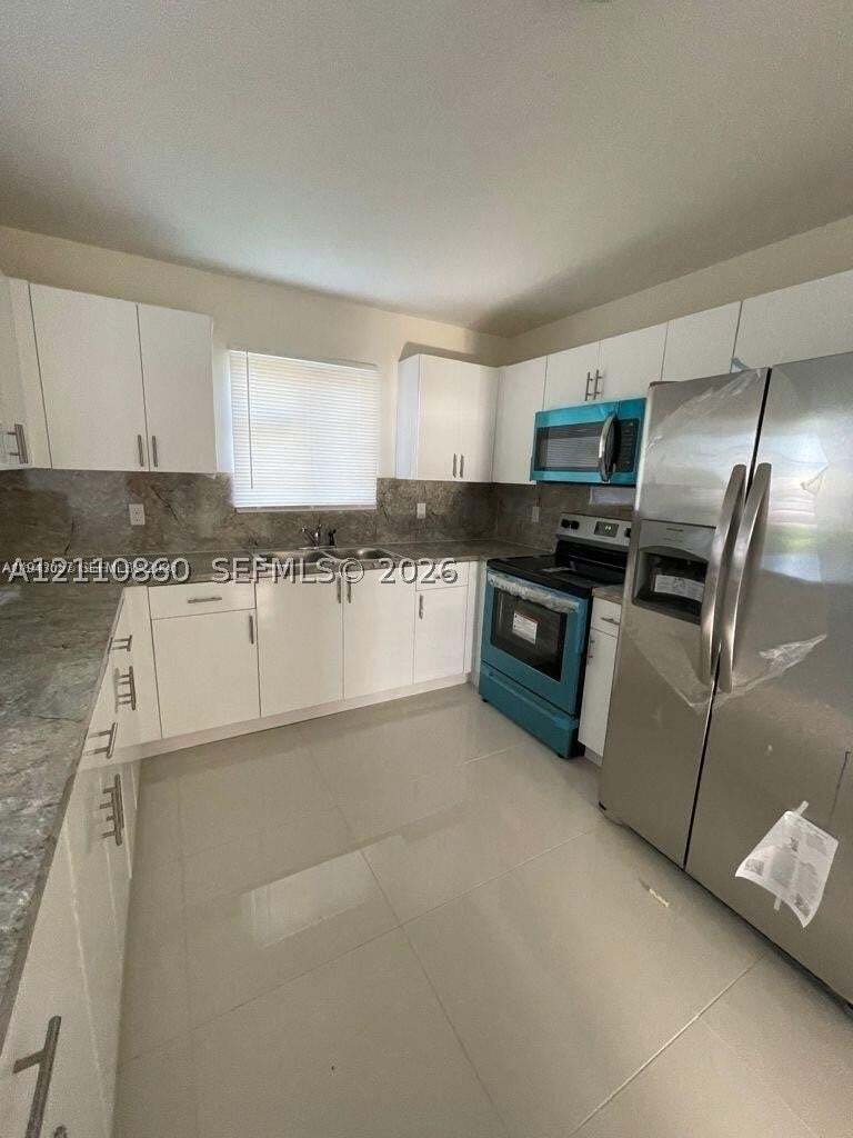 Maison à Miami, Floride, États-Unis 2 - 19155782