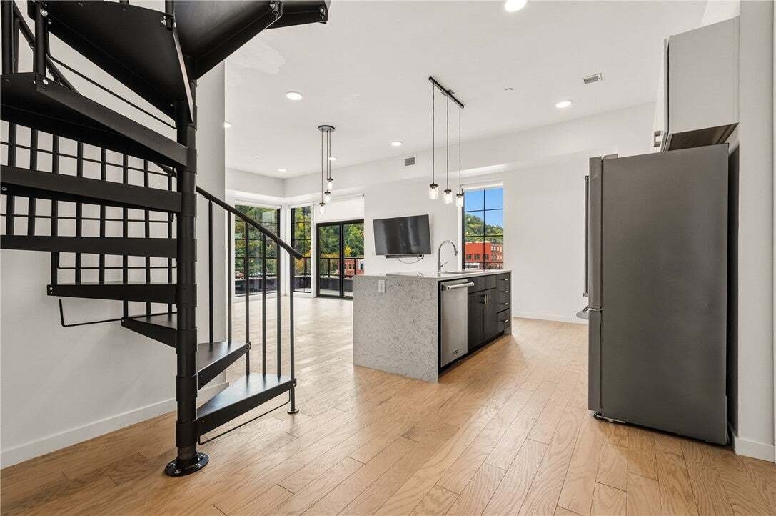 Condo in Pittsburgh, Pennsylvania, United States 5 - 19152327