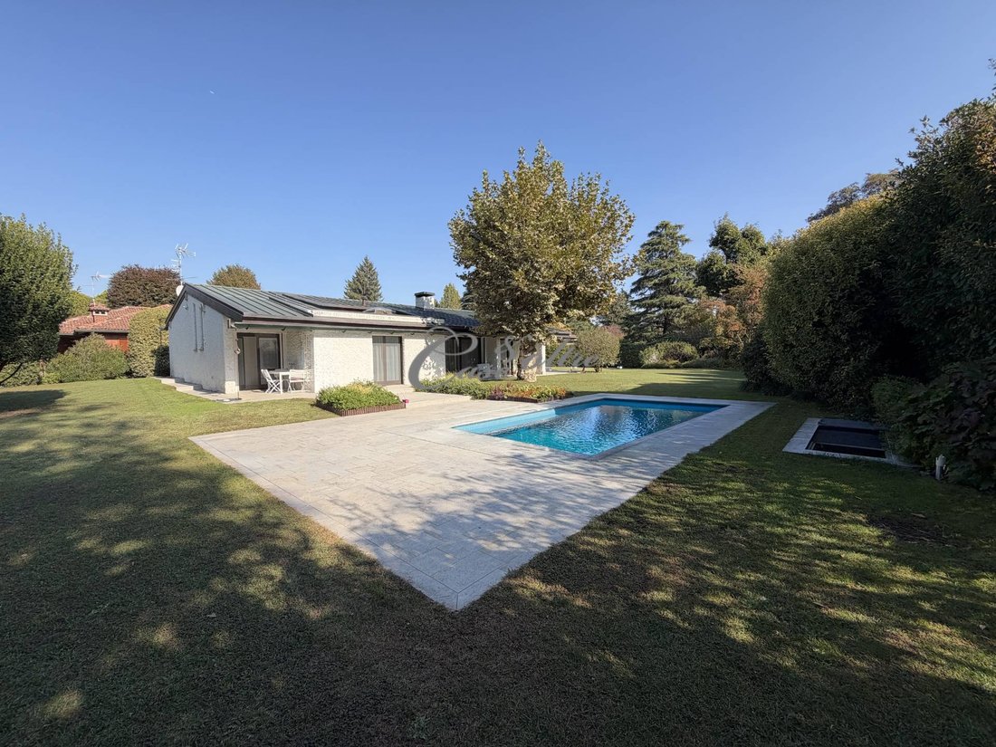 Villa en Carimate, Lombardía, Italia 3 - 19157328