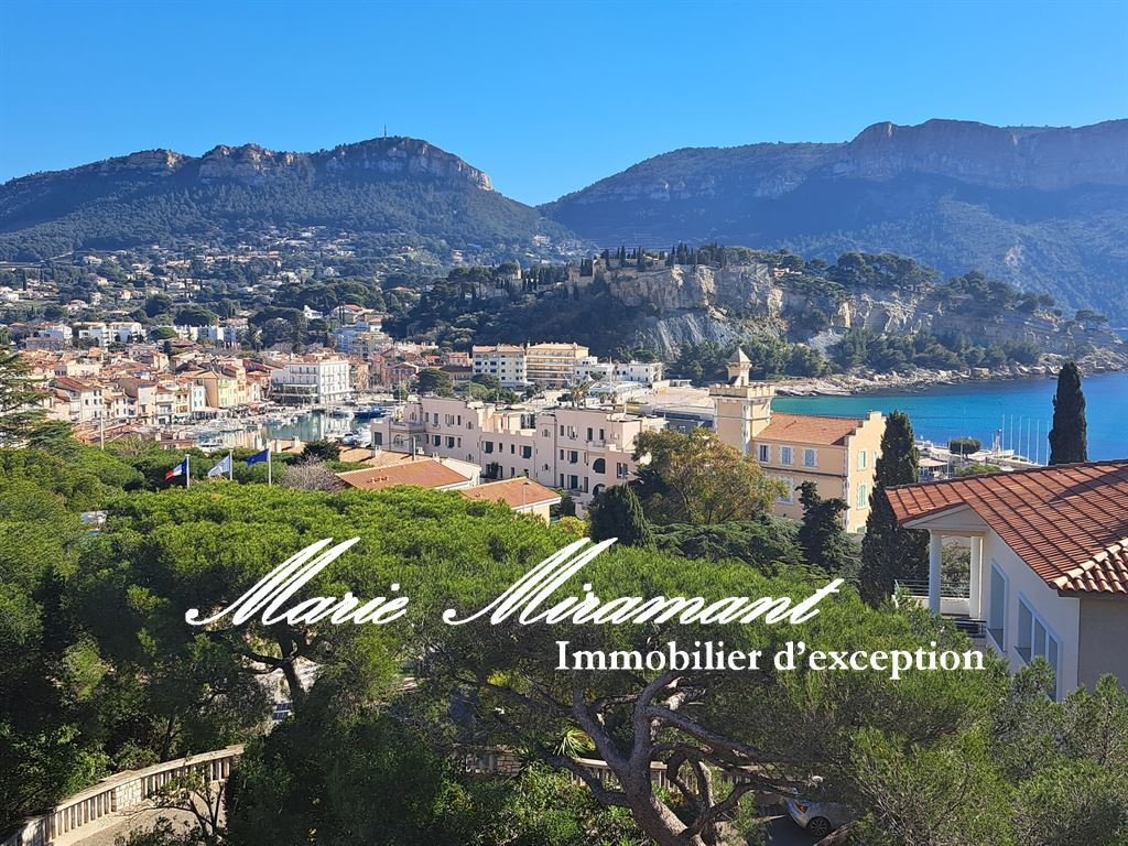 House in Cassis, Provence-Alpes-Côte d'Azur, France 1 - 17741527