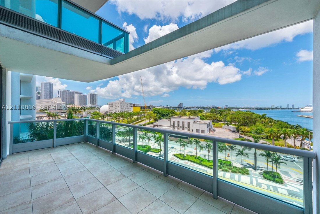Condo in Miami, Florida, United States 5 - 19155807