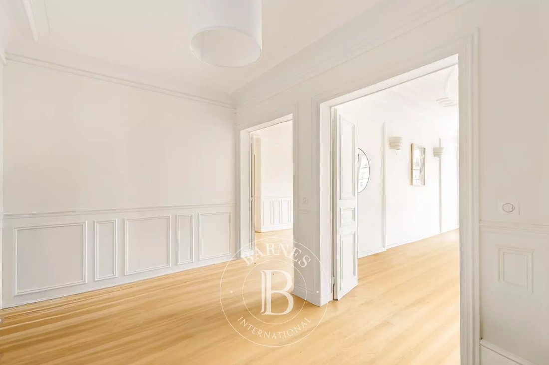 Apartment in Les Halles, Paris 1er Arrondissement, Paris 4 - 19155142