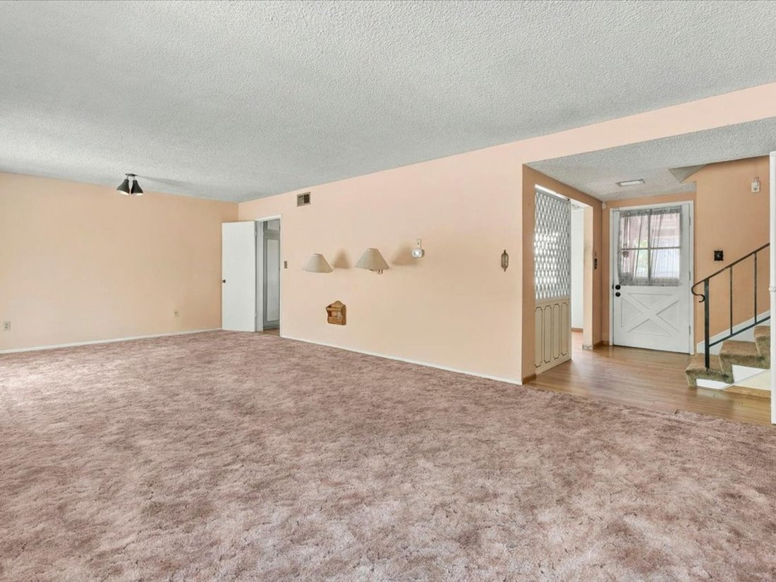 House in Bellflower, California, United States 3 - 19153842