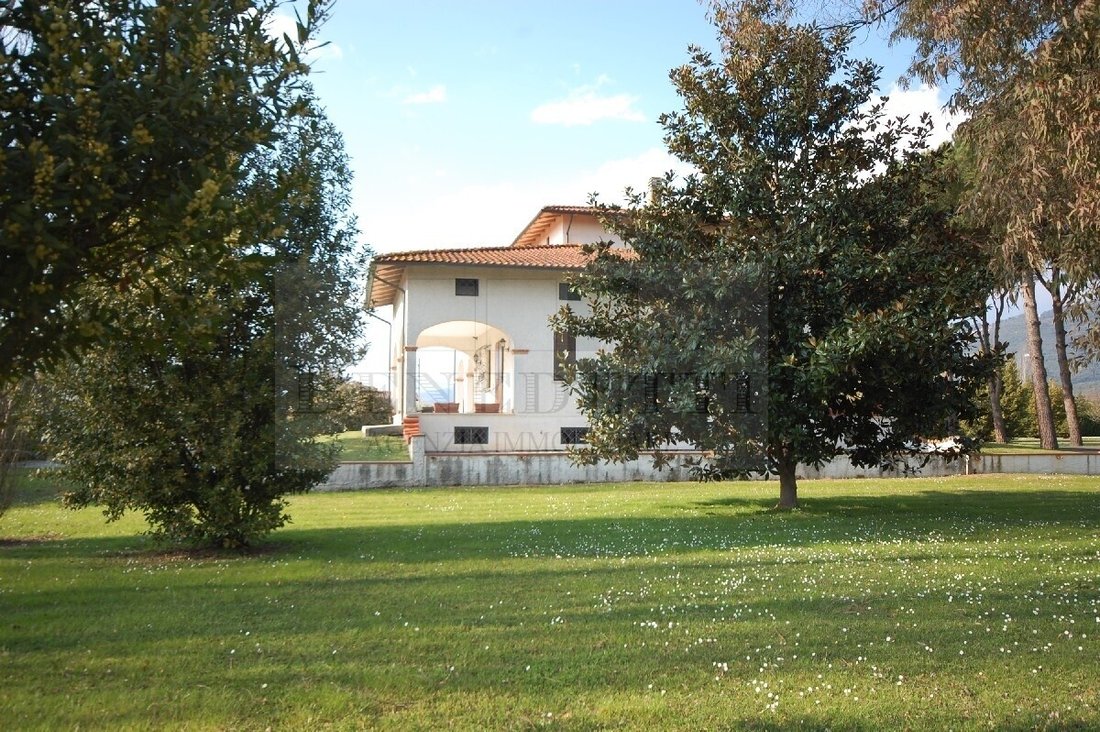 Villa in Pietrasanta, Toskana, Italien 4 - 17247182