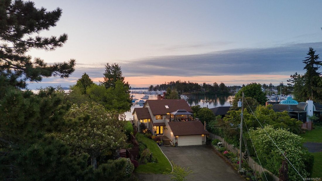 House in North Saanich, British Columbia, Canada 3 - 19157502