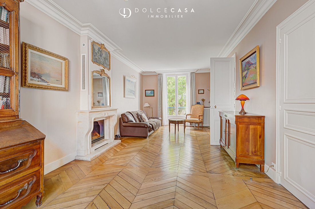 Villa in Nogent-sur-Marne, Ile-de-France, France 4 - 19145521