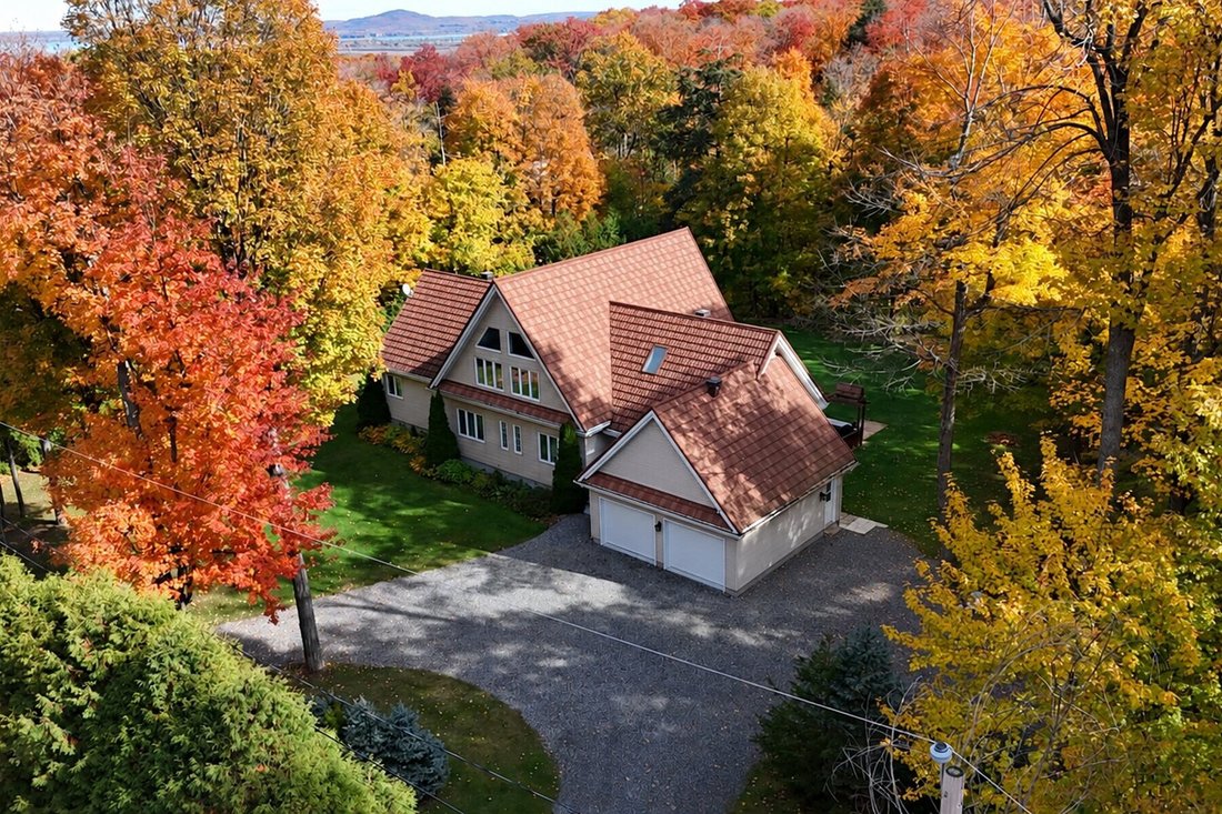 Haus in Rigaud, Québec, Kanada 1 - 19155955