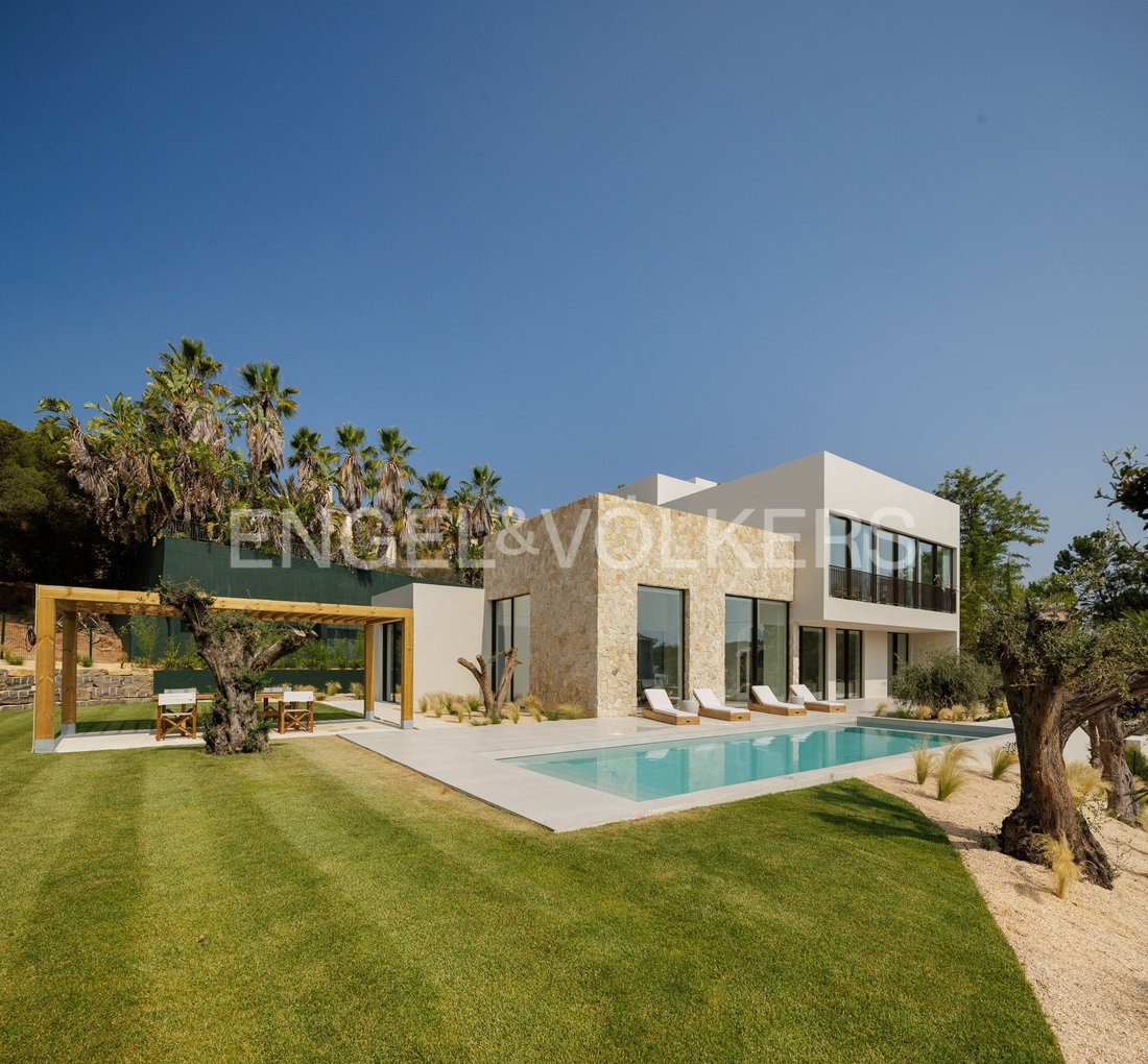 Villa in Quinta do Lago, Almancil, Portugal 1 - 14342774