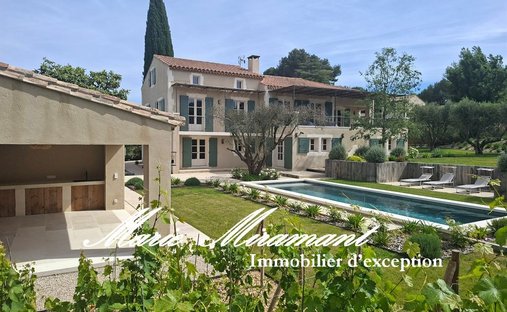 Casa en Fontvieille, Provenza-Alpes-Costa Azul, Francia 1