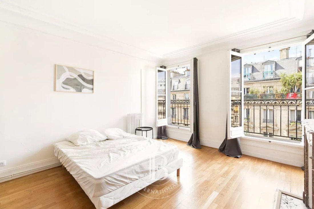 Apartment in Les Halles, Paris 1er Arrondissement, Paris 5 - 19155142