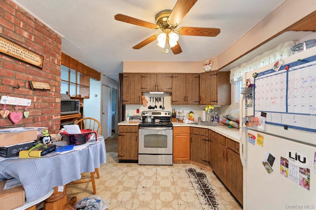 House in Hicksville, New York, United States 2 - 19154229