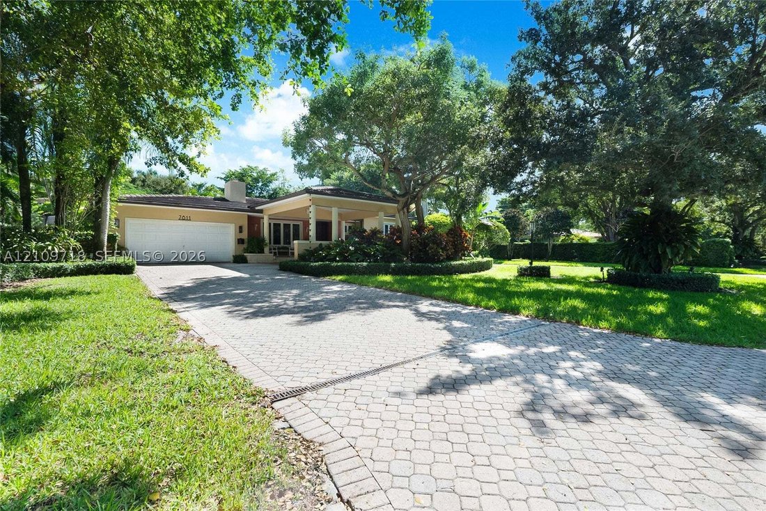 House in Miami, Florida, United States 2 - 19155765