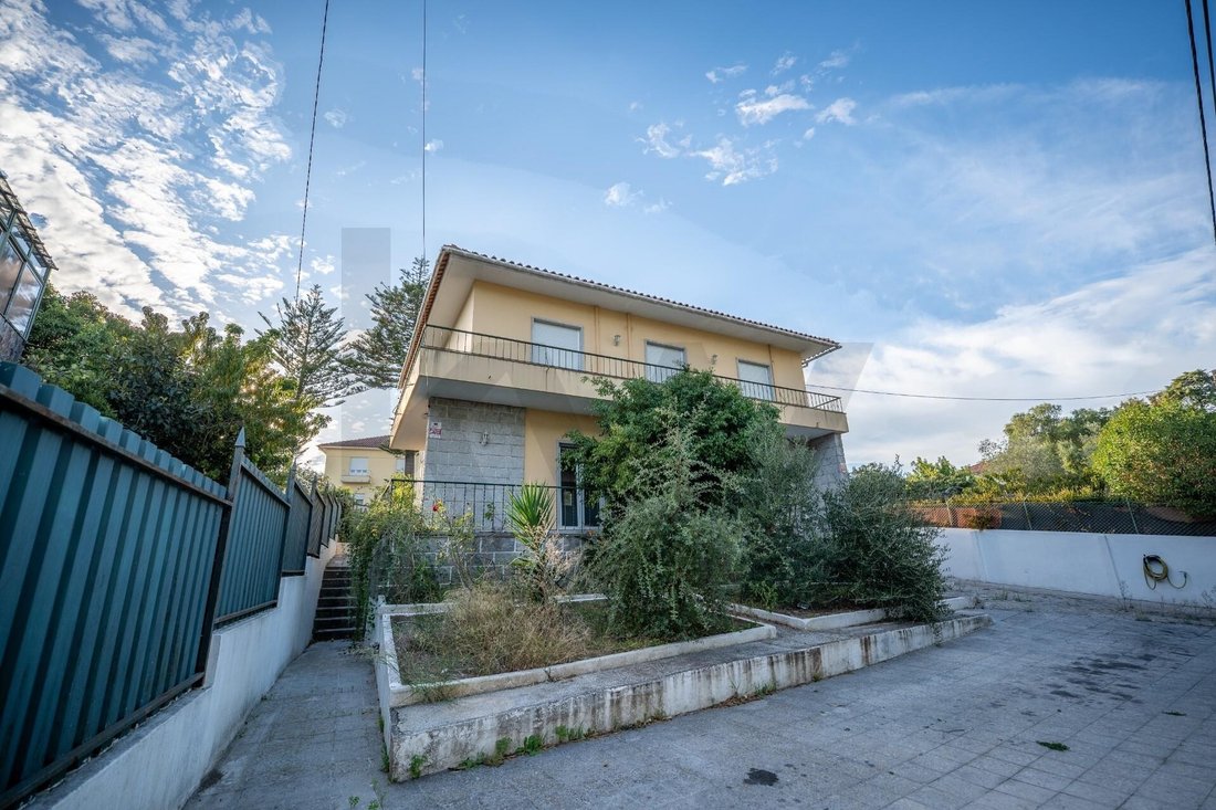 House in Rio de Mouro, Lisbon, Portugal 2 - 19153792
