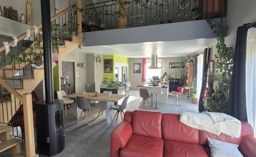 Haus in Saint-Martin-de-Clelles, Auvergne-Rhone-Alpen, Frankreich 1