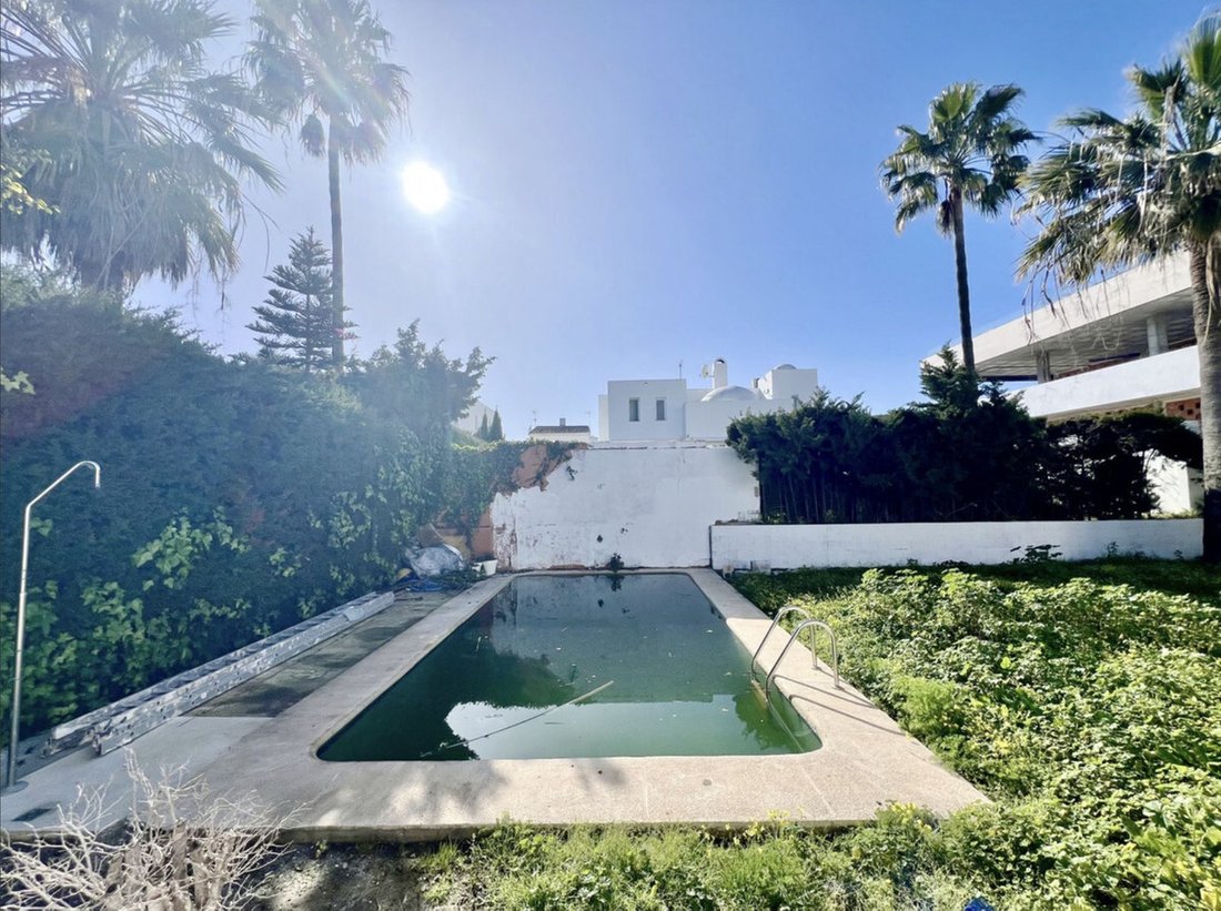 Villa en Playa Puerto Banús, Marbella, España 5 - 19153293