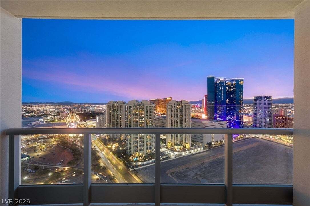 House in Las Vegas, Nevada, United States 1 - 19154679