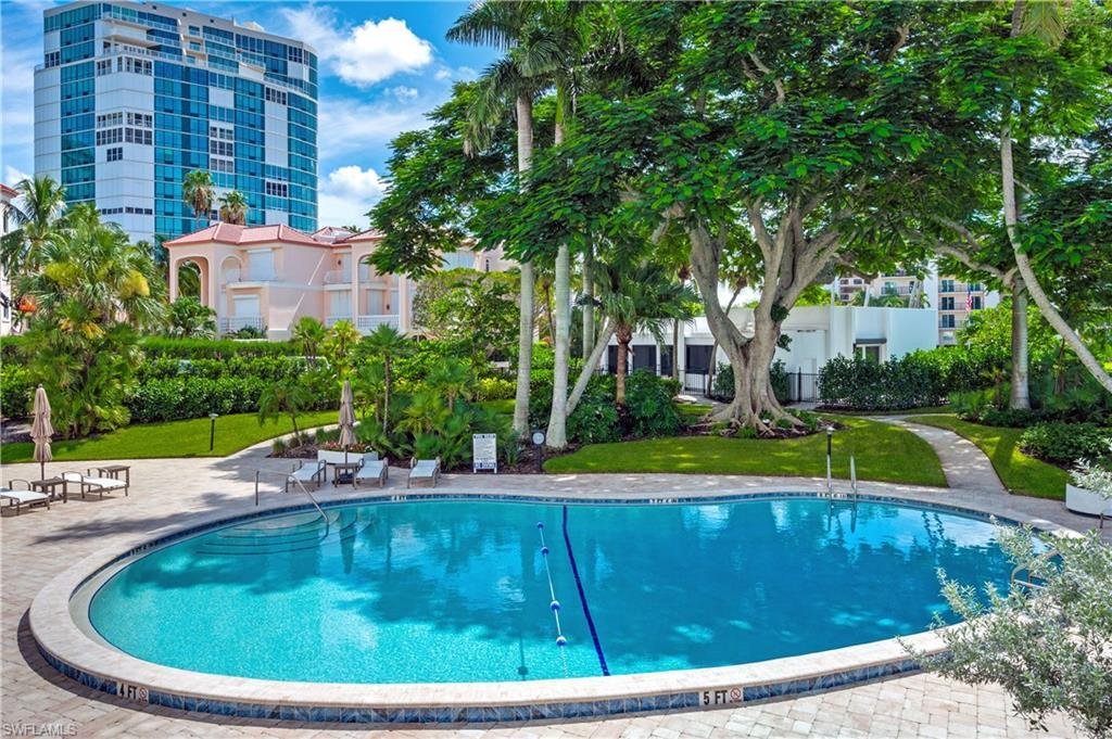 Condominio a NAPLES, FL, United States 4 - 19156261