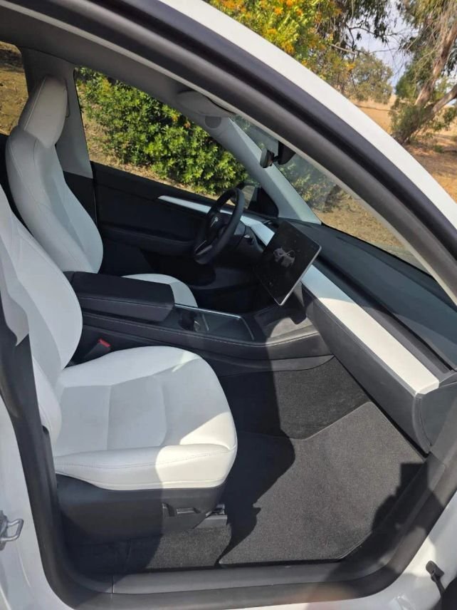 Suv in Costa Mesa, CA, United States 4 - 19156534