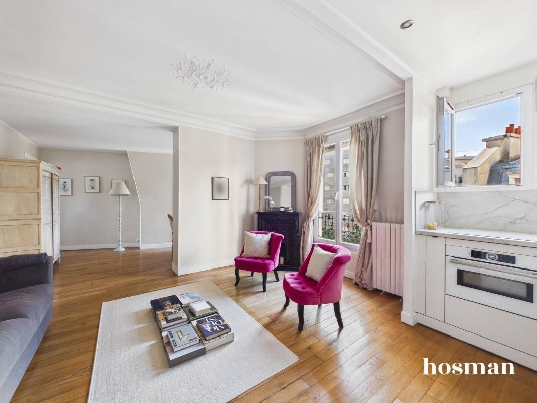 Apartment in Dupleix-Motte Picquet, Paris 15e Arrondissement, Paris 1 - 19153140
