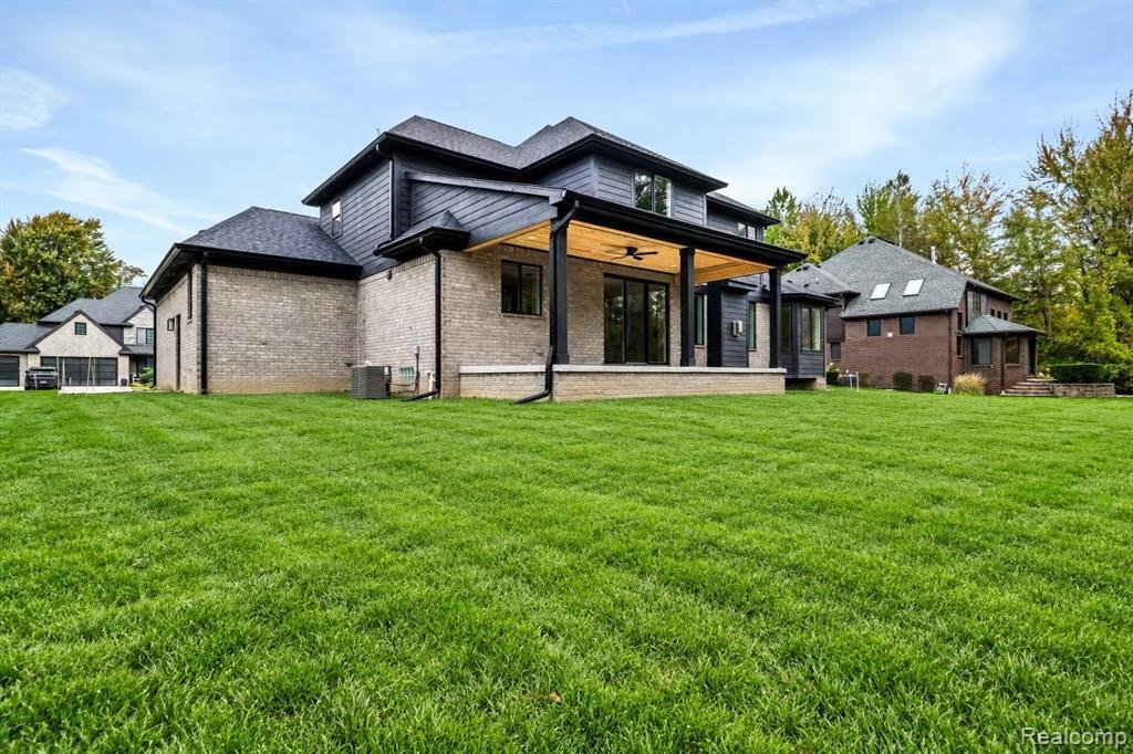 Maison à Mount Clemens, Michigan, États-Unis 2 - 19152817