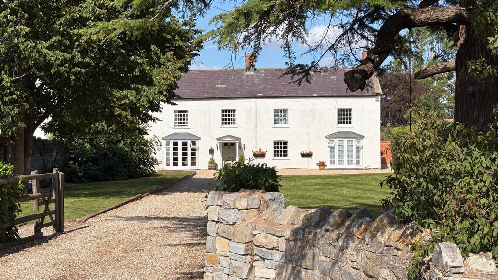 House in Somerset, England 1 - 19156018