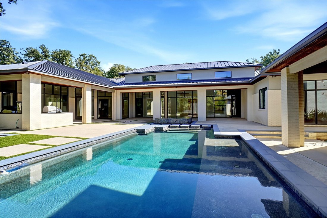 House in Grapevine, Texas, United States 1 - 19156519