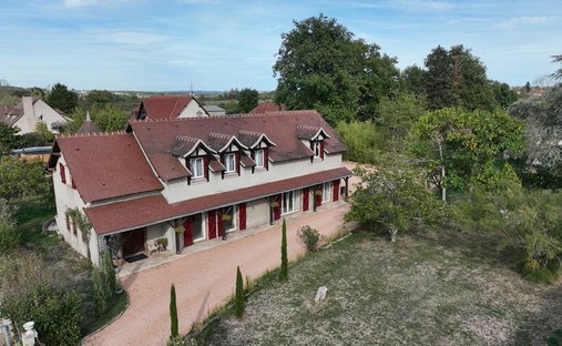 Casa a Vendat, Auvergne-Rodano-Alpi, Francia 1