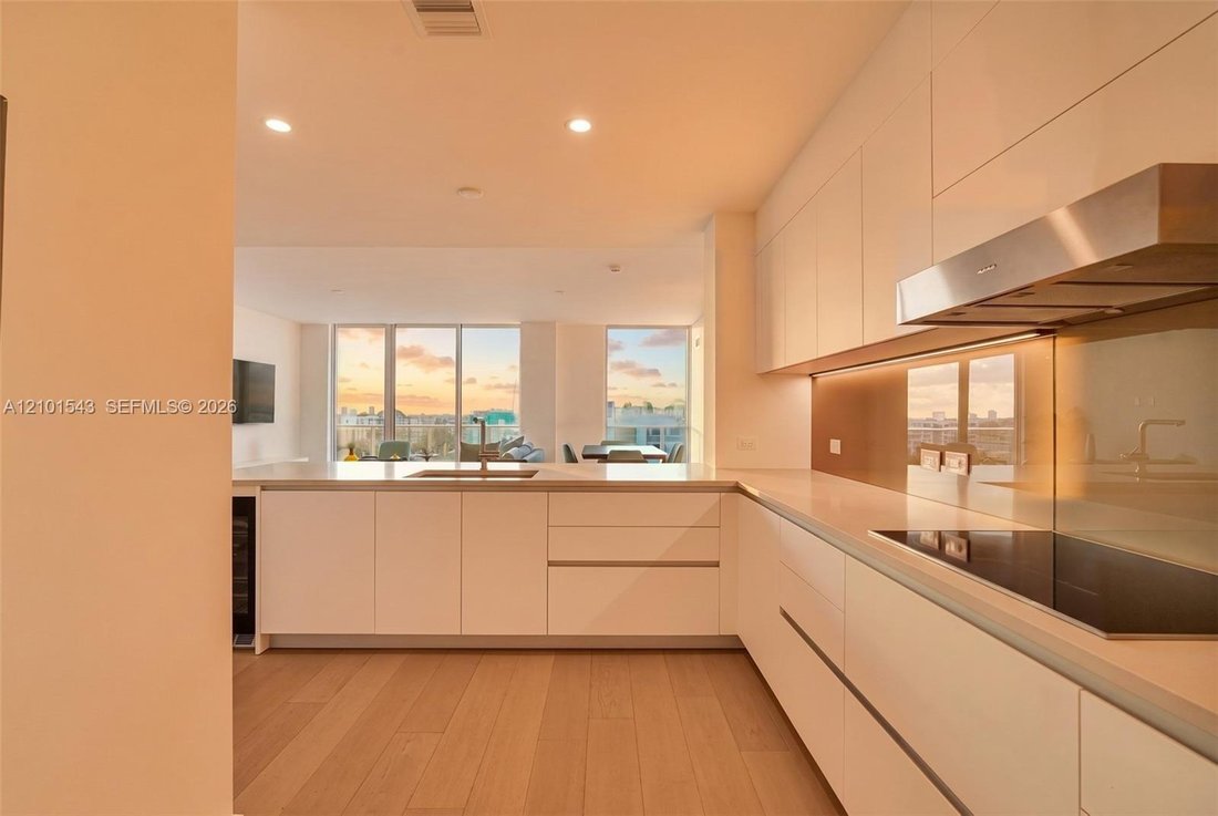 Condo in Bal Harbour, Florida, United States 5 - 19156098