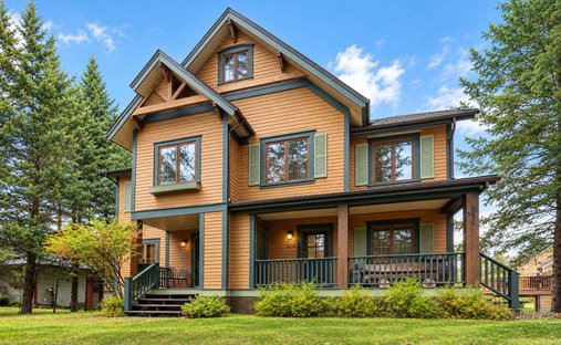 Condominio a Mont-Tremblant, Québec, Canada 1