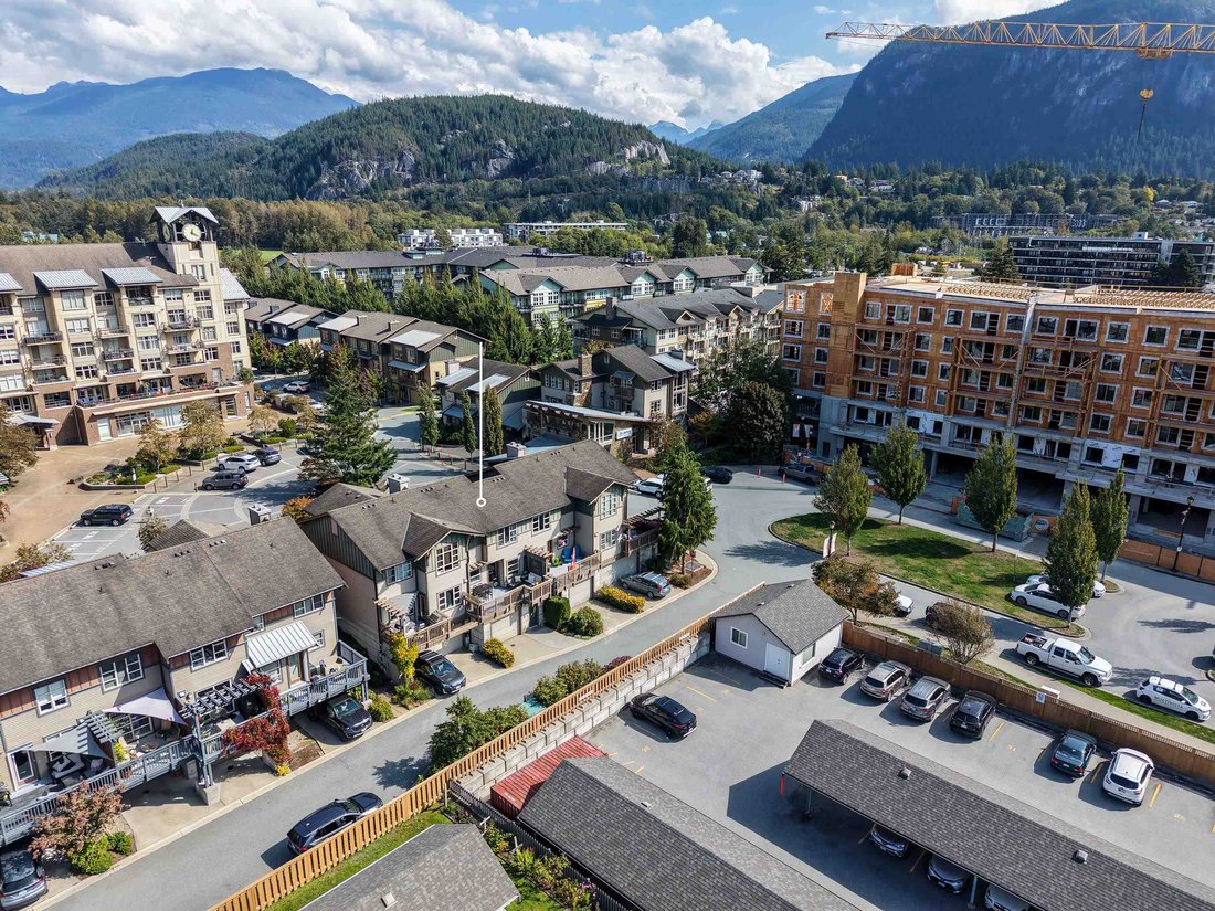 Stadthaus in Squamish, Britisch-Kolumbien, Kanada 2 - 19150675