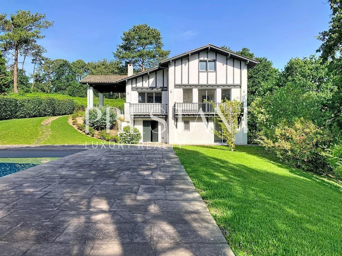House in Bassussarry, Nouvelle-Aquitaine, France 2 - 19155553